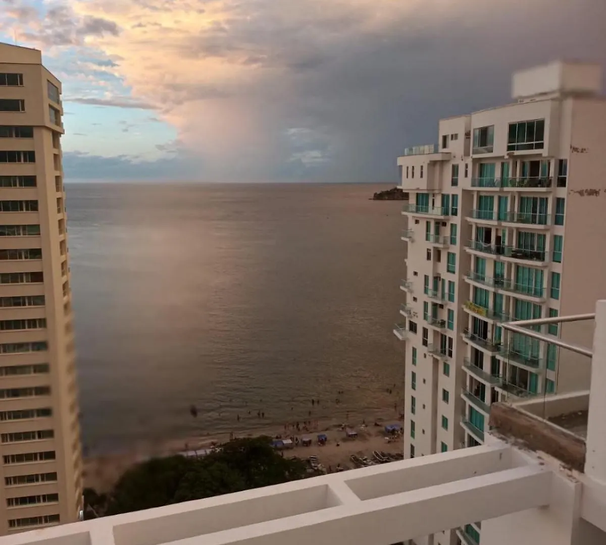 Espectacular Apartamento Con Vista Al Mar- Rodadero Puerto de Gaira 0*,  Colombia